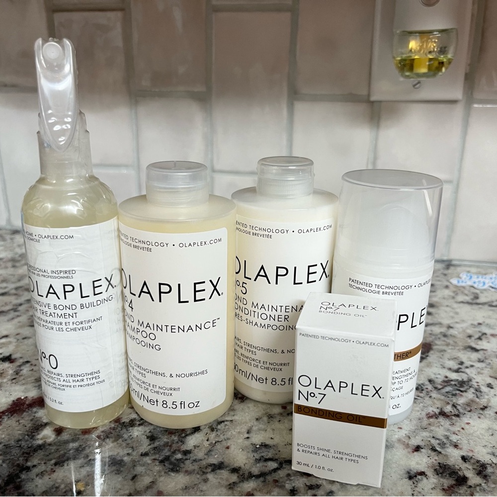 Olaplex Skincare Collection White